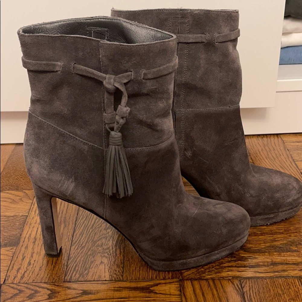 Via Spiga Suede booties